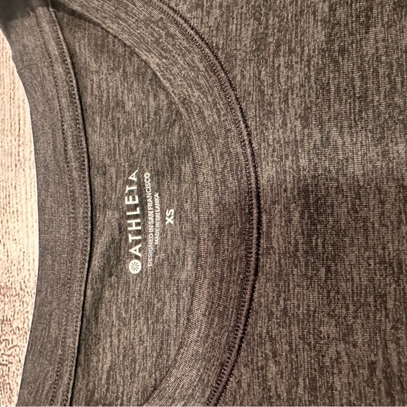 Women’s Athleta long sleeve top - Picture 5 of 12